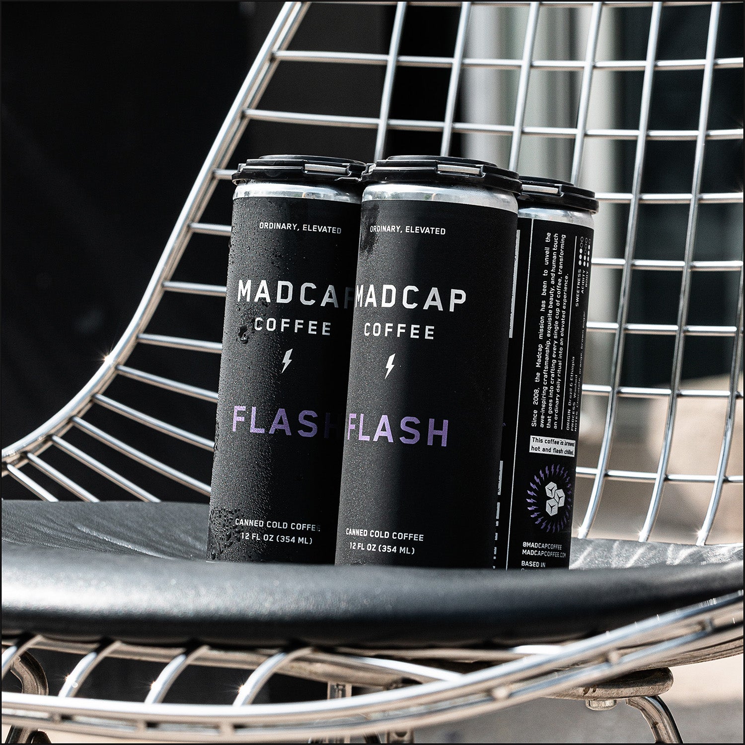 マカロフ Flash Cold Coffee in a Can – Madcap Coffee Company